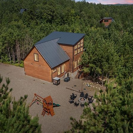 Pines And Recreation Villa Броукън Боу Екстериор снимка