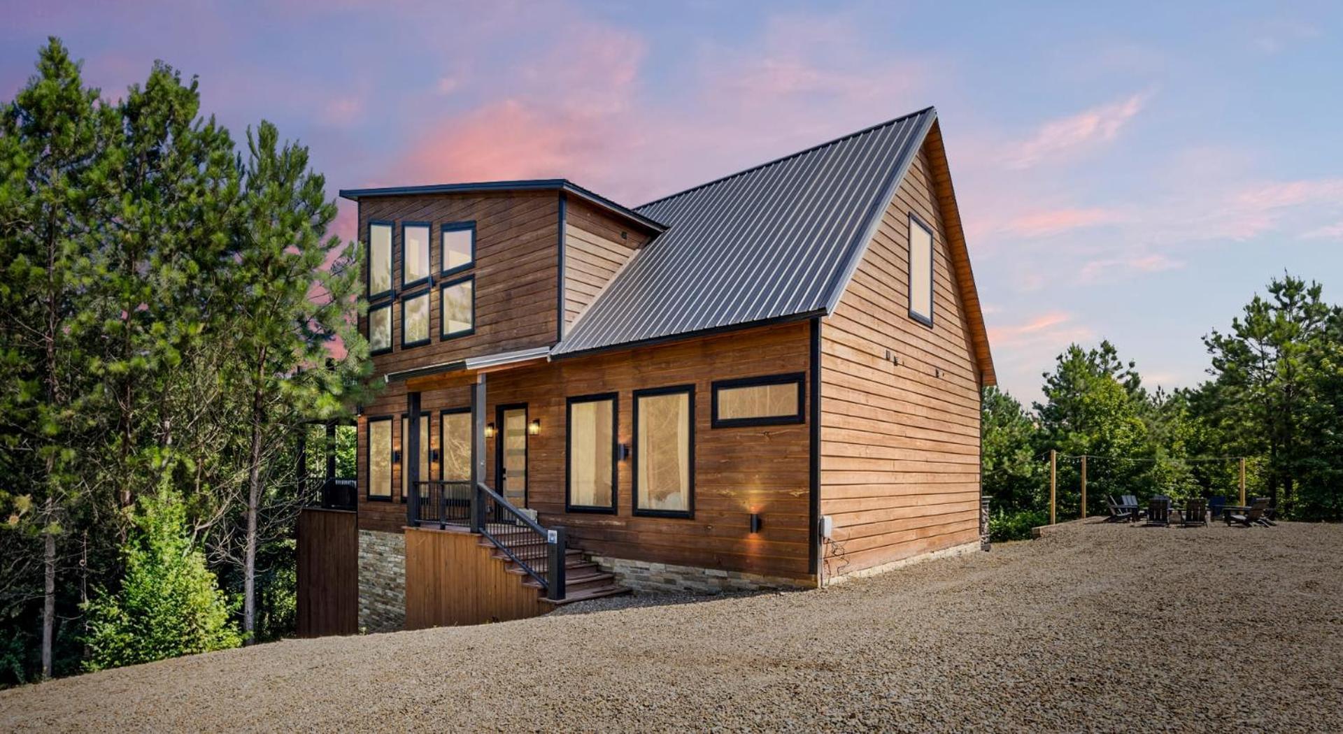 Pines And Recreation Villa Броукън Боу Екстериор снимка