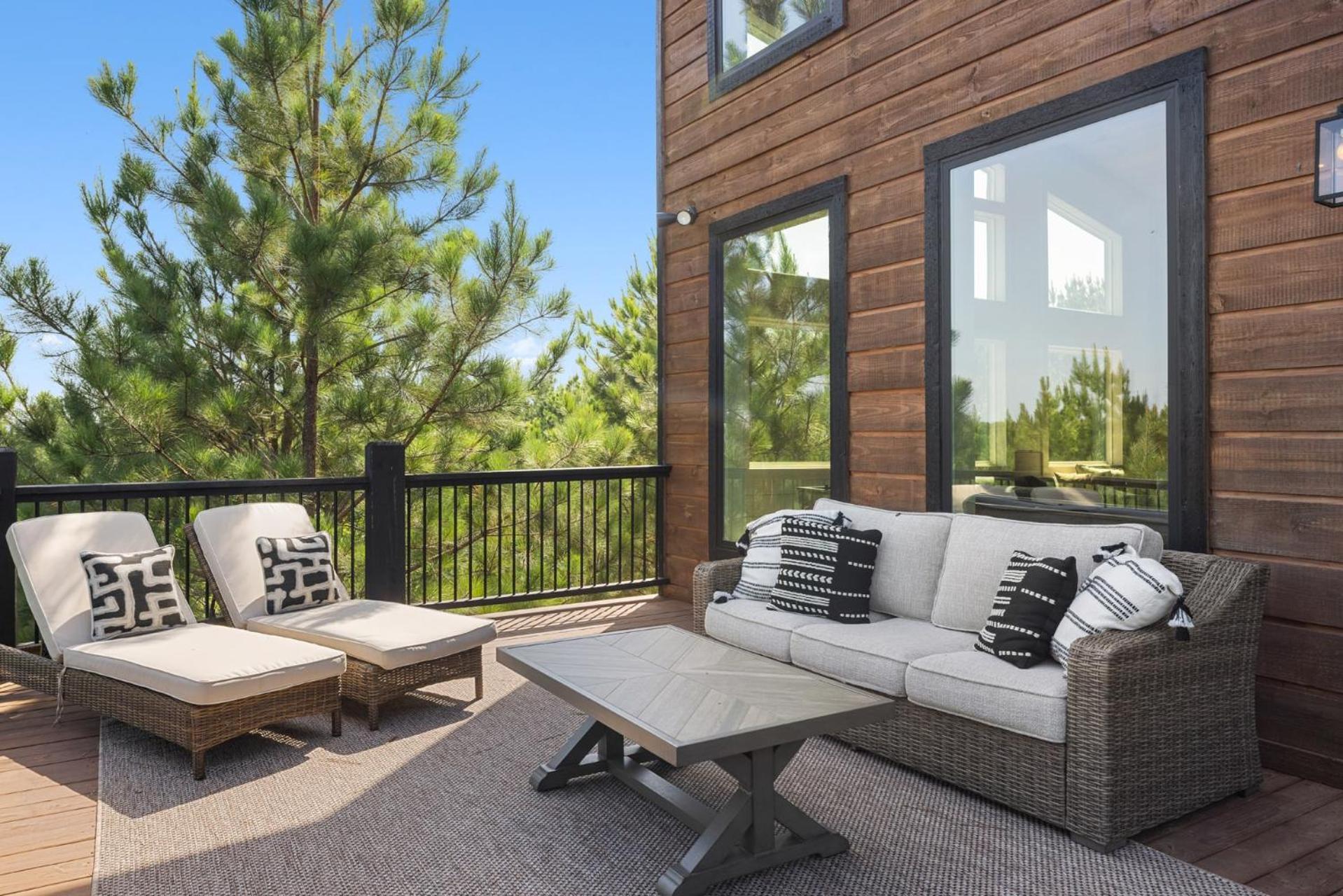 Pines And Recreation Villa Броукън Боу Екстериор снимка