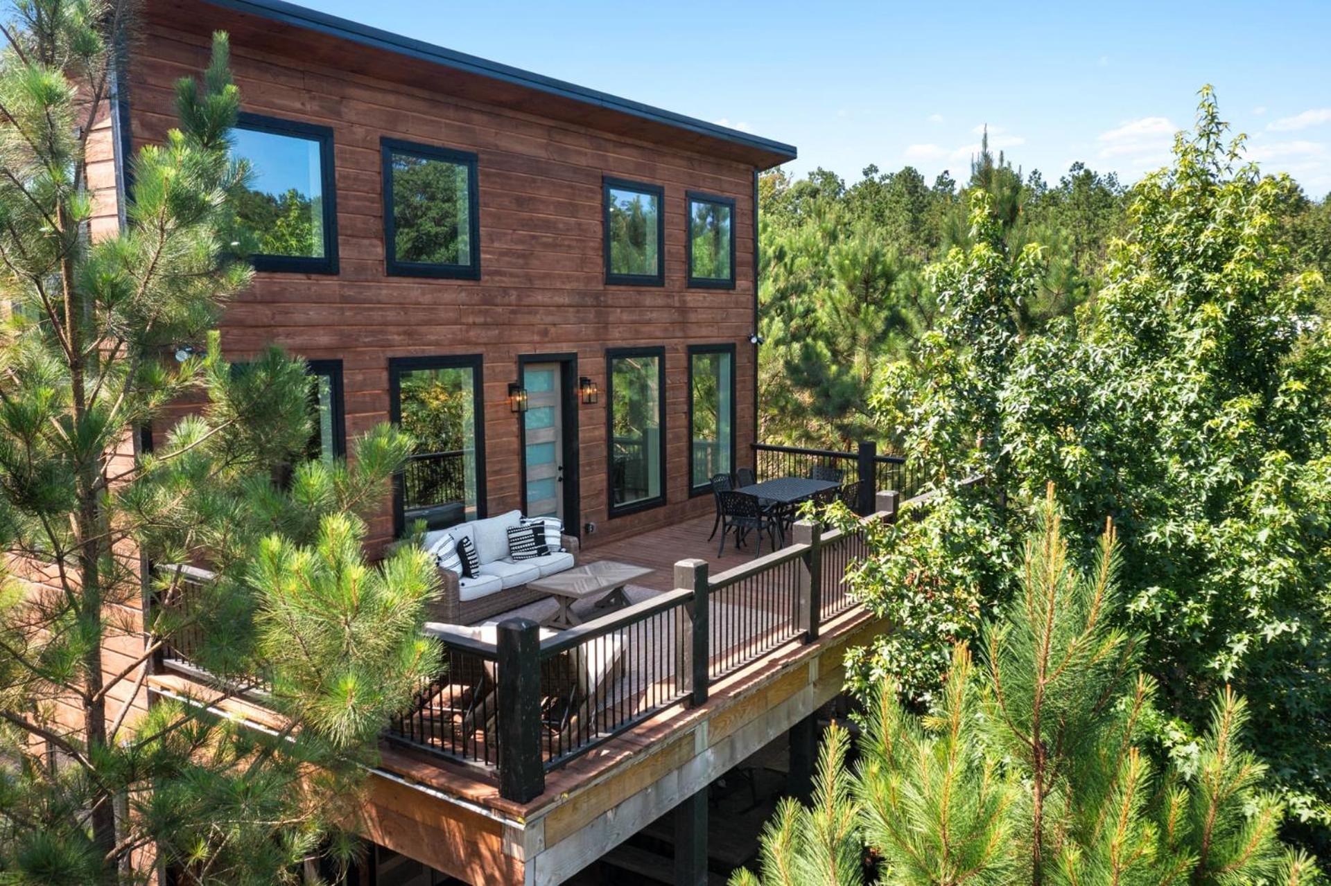 Pines And Recreation Villa Броукън Боу Екстериор снимка