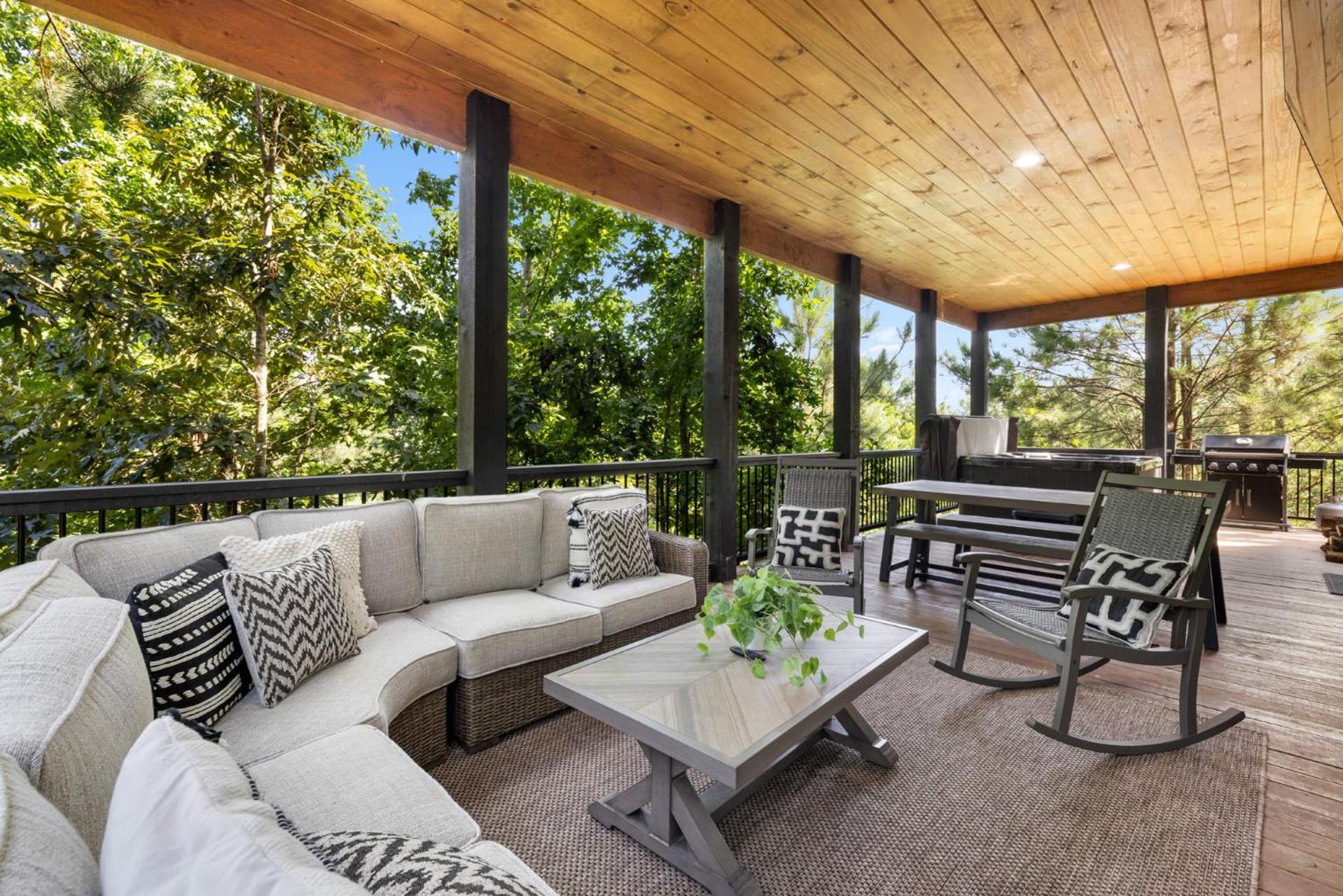 Pines And Recreation Villa Броукън Боу Екстериор снимка
